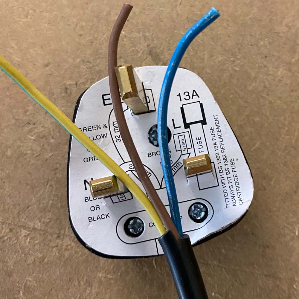how to wire a plug step 1 showing the coloured wires and wiring diagram card